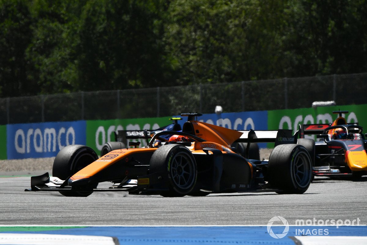 Jack Aitken, Campos Racing, y Yuki Tsunoda, Carlin
