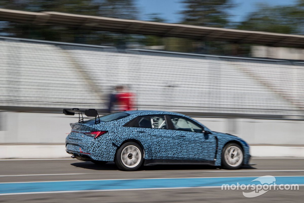 Hyundai Elantra N TCR