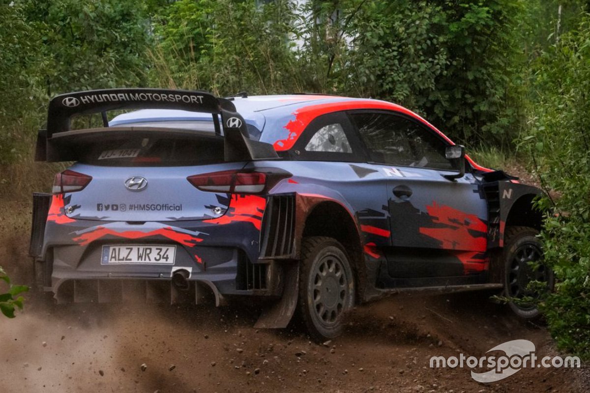 Thierry Neuville y Ott Tänak, Hyundai i20 Coupe WRC