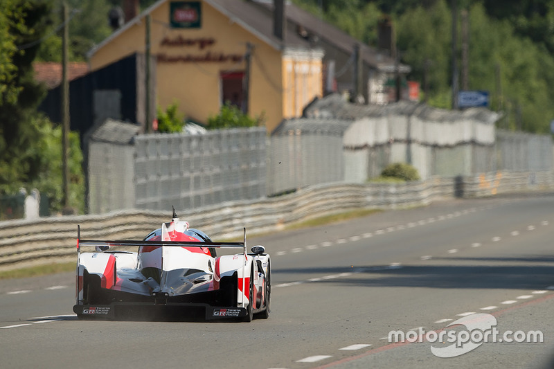 #7 Toyota Gazoo Racing Toyota TS050 Hybrid: Mike Conway, Kamui Kobayashi, Stéphane Sarrazin