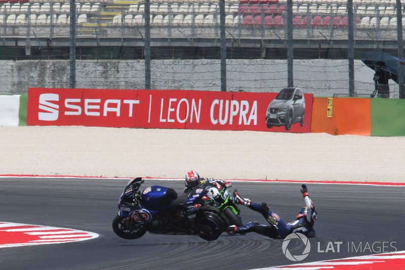 Sturz: Michael van der Mark, Pata Yamaha