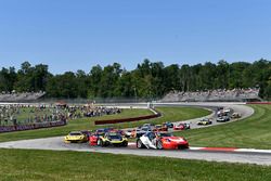 #58 Wright Motorsports Porsche 911 GT3 R: Patrick Long, #9 K-Pax Racing McLaren 650S GT3: Alvaro Parente