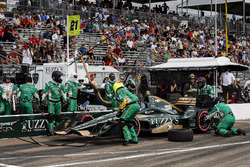 J.R. Hildebrand, Ed Carpenter Racing Chevrolet pit stop