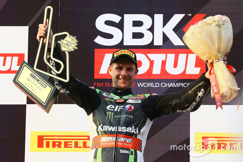 Podio: il vincitore della gara Jonathan Rea, Kawasaki Racing