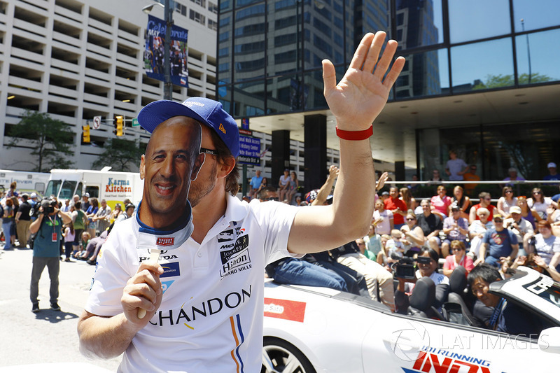 Fernando Alonso, Andretti Autosport Honda pretends to be Tony Kanaan