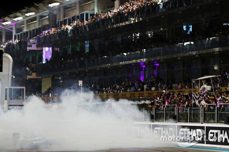 Nico Rosberg, Mercedes AMG F1 celebrates his second position and World Championship at the end of th