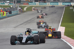 Lewis Hamilton, Mercedes AMG F1 W08, Max Verstappen, Red Bull Racing RB13, Valtteri Bottas, Mercedes AMG F1 W08