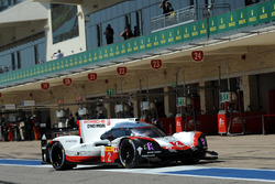 #2 Porsche Team Porsche 919 Hybrid: Timo Bernhard, Earl Bamber, Brendon Hartley