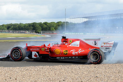 Sebastian Vettel, Ferrari SF70H spin atıyor