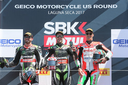 Podium: winnaar Jonathan Rea, Kawasaki Racing, tweede plaats Tom Sykes, Kawasaki Racing, derde plaat
