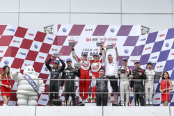 Podium Lmp3: winners #26 Tockwith Motorsports Ligier JSP3: Nigel Moore, Phil Hanson, second place #85 G-Print by Triple 1 Racing Ligier JSP3: Hanss Lin, Shaun Thong Wei Fung, third place #1 Jackie Chan DC Racing Ligier JSP3: James Winslow, David Cheng, Hiroki Yoshida