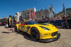 #64 Corvette Racing Corvette C7.R: Oliver Gavin, Tommy Milner, Marcel Fassler