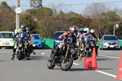 SRS-Moto スラローム講習