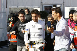 Fernando Alonso, McLaren, au centre de l'attention