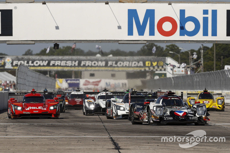 Start action, #13 Rebellion Racing ORECA 07: Neel Jani, Sébastien Buemi, Nick Heidfeld leads