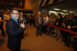 Jacques Villeneuve ouvre l'Autosport International Show dimanche