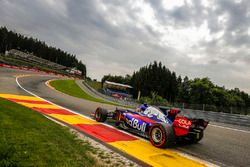 Даниил Квят, Scuderia Toro Rosso STR12