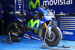 Moto de Valentino Rossi, Yamaha Factory Racing
