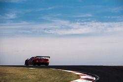 #88 Maranello Motorsport, Ferrari 488 GT3: Toni Vilander, Craig Lowndes, Jamie Wincup