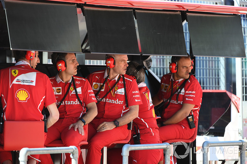 Jock Clear, Ferrari Chief Engineer on the Ferrari pit wall gantry