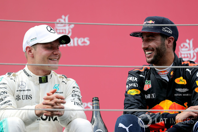 Podyum: Yarış galibi Valtteri Bottas, Mercedes AMG F1, 3. Daniel Ricciardo, Red Bull Racing