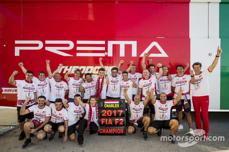 Charles Leclerc, PREMA Powerteam, Antonio Fuoco, PREMA Powerteam and the team celebrate