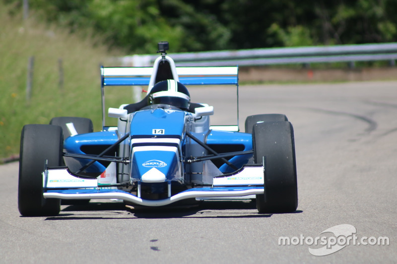 Sandro Nüssli, Tatuus Formula Renault, Jo Zeller Racing