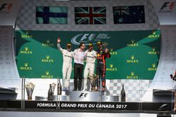 Podium: ganador, Lewis Hamilton, Mercedes AMG F1, segundo, Valtteri Bottas, Mercedes AMG F1, tercero