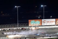 Ryan Hunter-Reay, Andretti Autosport Honda Tristan Vautier, Dale Coyne Racing Honda Ed Jones, Dale Coyne Racing Honda Ed Carpenter, Ed Carpenter Racing Chevrolet JR Hildebrand, Ed Carpenter Racing Chevrolet Mikhail Aleshin, Schmidt Peterson Motorsports Honda crash