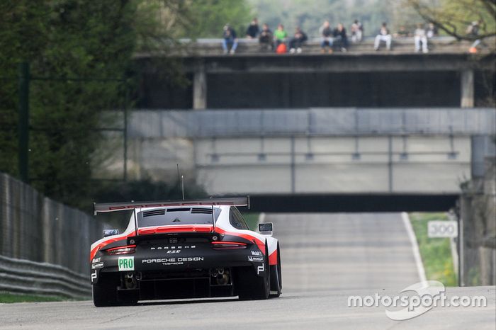 #92 Porsche Team Porsche 911 RSR: Michael Christensen, Kevin Estre