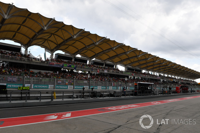 Pit lane