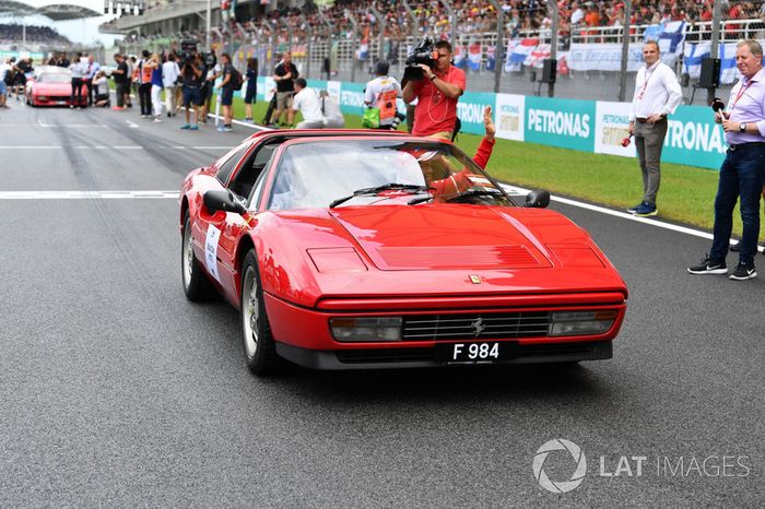 Sebastian Vettel, Ferrari en el desfile
