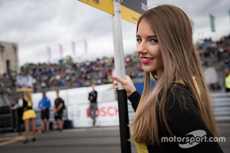 Grid girl