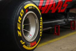 Haas VF-17 Pirelli tyres and wheel