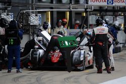 #8 Toyota Gazoo Racing Toyota TS050 Hybrid: Anthony Davidson, Sébastien Buemi, Kazuki Nakajima