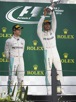 Podium: race winner Lewis Hamilton, Mercedes AMG F1, second place Nico Rosberg, Mercedes AMG F1
