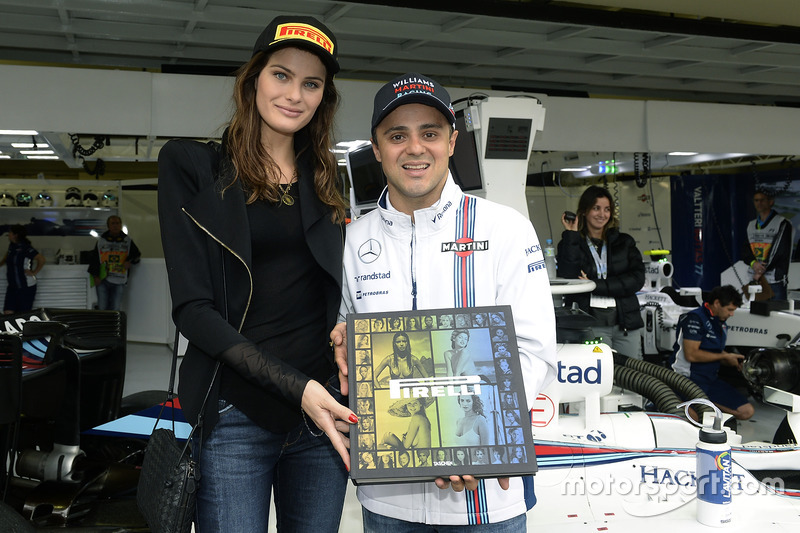 Felipe Massa, Williams, mit Isabeli Fontana, Model