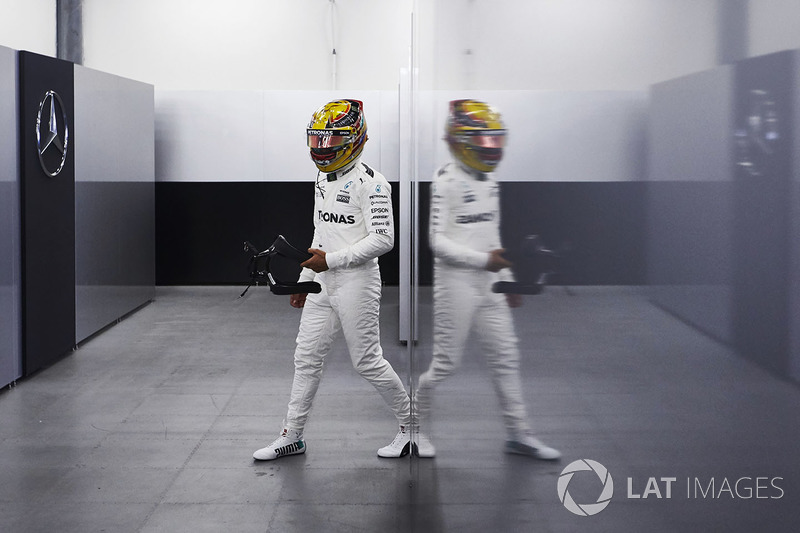 10. Lewis Hamilton, Mercedes AMG F1