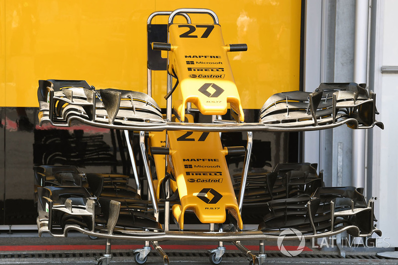 Nez et aileron avants Renault Sport F1 Team RS17
