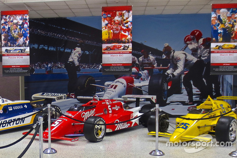 Машины Penske, побеждавшие в Indy 500