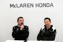 (L to R): Eric Boullier, McLaren Racing Director with Yusuke Hasegawa, Head of Honda F1 Programme