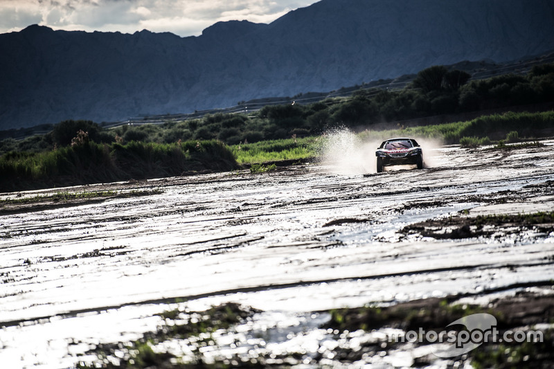 #303 Peugeot Sport Peugeot 3008 DKR: Carlos Sainz, Lucas Cruz