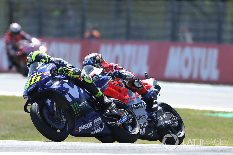 Valentino Rossi, Yamaha Factory Racing, Andrea Dovizioso, Ducati Team