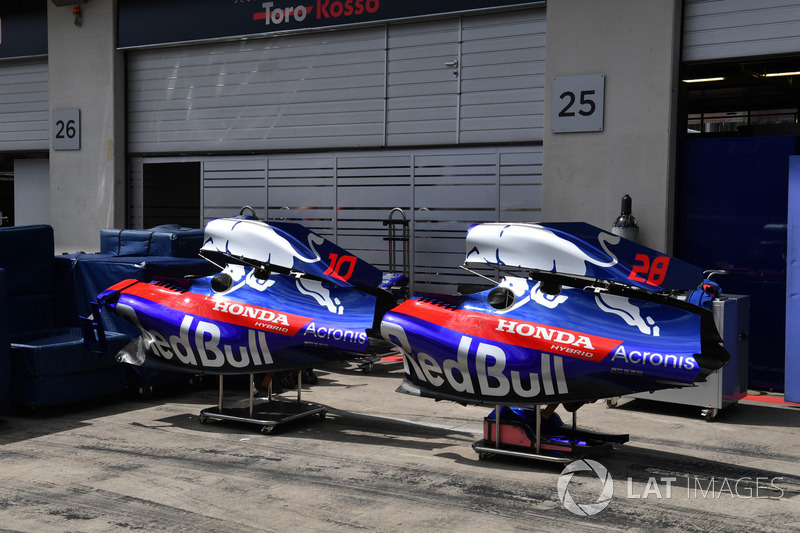 Bodywork Scuderia Toro Rosso STR13