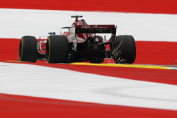 Marcus Ericsson, Sauber C37 fait des étincelles