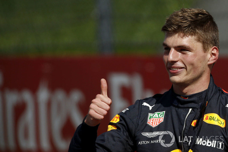 Racewinnaar Max Verstappen, Red Bull Racing en Sebastian Vettel, Ferrari in parc ferme