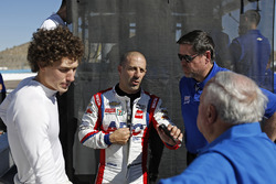 Tony Kanaan, A.J. Foyt Enterprises Chevrolet, Matheus Leist, A.J. Foyt Enterprises Chevrolet and A.J. Foyt