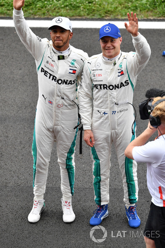 Képekben Hamilton 74. F1-es rajtelsősége