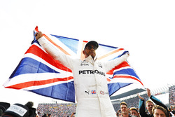 2017 World Champion Lewis Hamilton, Mercedes AMG F1