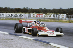 Gilles Villeneuve, McLaren M23